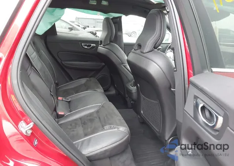 2019 Volvo Xc60 T6 R-Design z USA, uszkodzony, nr VIN YV4A22RM7K1353183